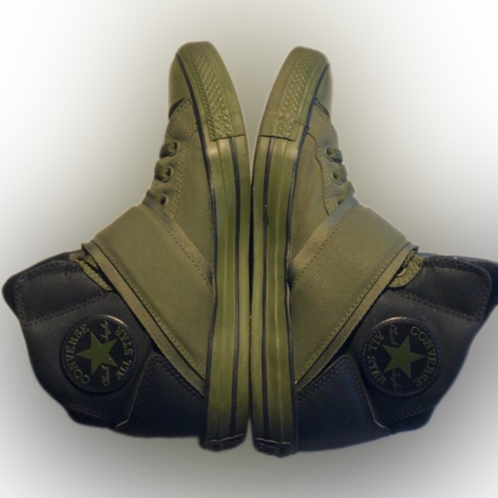 Converse Chuck Taylor G2 Strap X-Hi Sneaker Men 7 Women 9